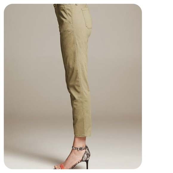 New - BR new utility pants - Picture 3 of 3